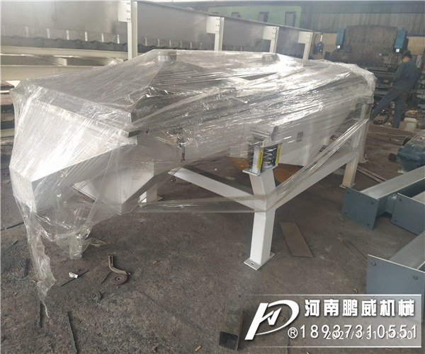 不銹鋼直線振動(dòng)篩