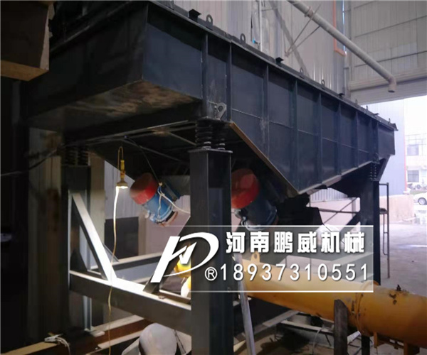 1840石英砂直線振動篩使用現場