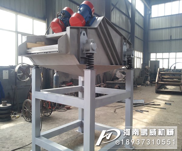 洗沙場(chǎng)選用脫水篩設(shè)備具有哪些優(yōu)勢(shì)？