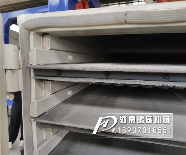 震動篩和搖擺篩選用哪篩石英砂效果比較好？