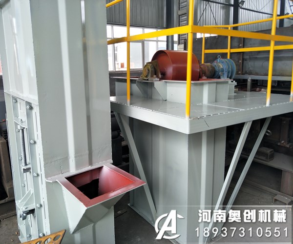 NE板鏈式提升機