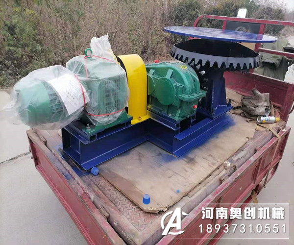 圓盤給料機的工作原理及結構形式